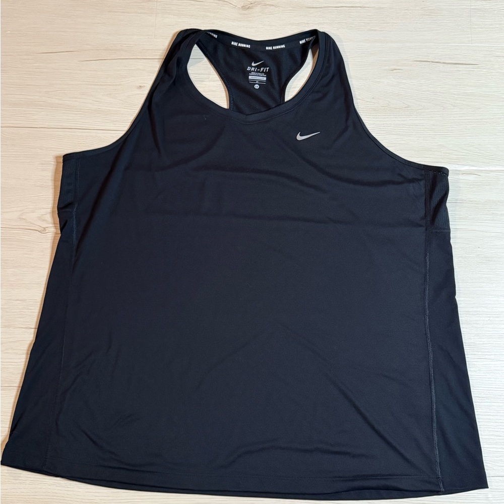 Women’s Nike Black Athletic Tank Top - Size 2X